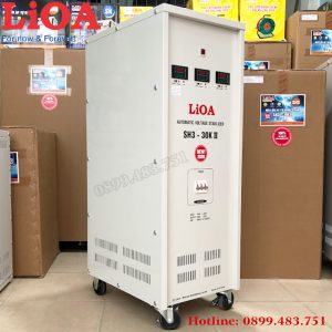 hình ảnh máy ổn áp Lioa 30KVA dải điện áp 260V mặt nghiêng của máy