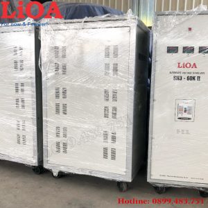 biến áp tự ngẫu LIOA 3 pha dải 380V -220V -200V mặt sau của máy